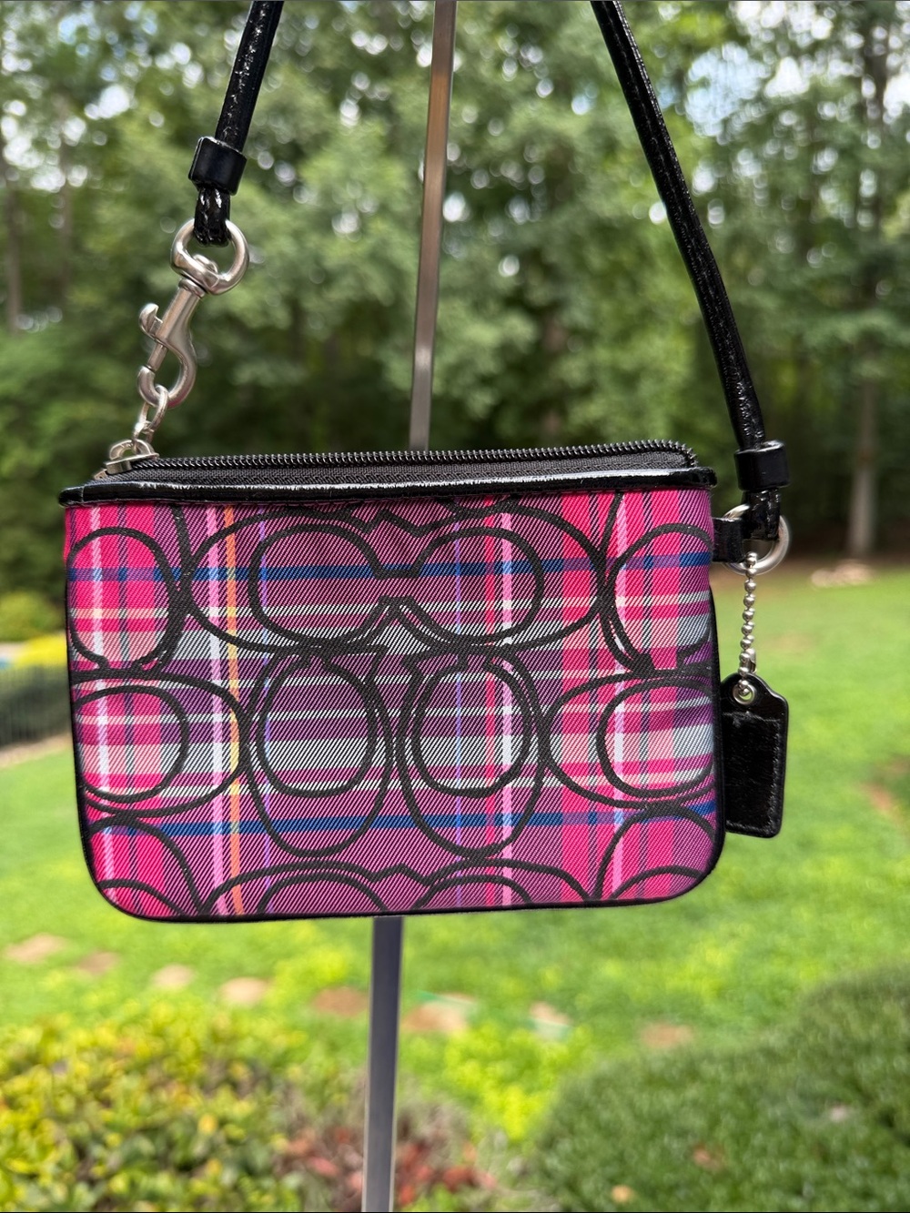 Coach Poppy Pink Plaid Graphic Wristlet GUC - Picture 14 of 15